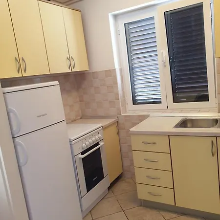Apartment Apartman Bogdan *